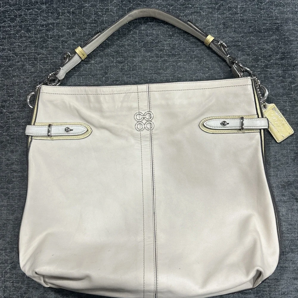 Coach Colette Signature Hobo Bag Leather Cream Shoulder Strap Casual Work Travel